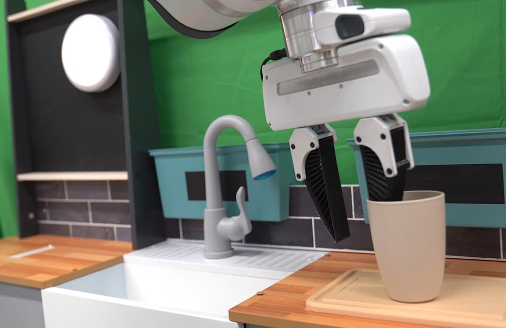 Cornell University teaches robots new tasks from how-to videos in just 30 minutes